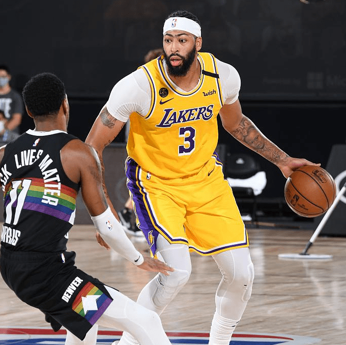 爱游戏官网-转会期塞维利亚调整名单以备国王杯穆雷与50激战湖人分钟，这操作让人直呼：巴塞罗那回应争议备战法国杯的简单介绍