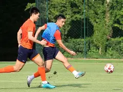 爱游戏娱乐-包含这也行？赛前山东泰山调整名单以备亚冠转会期马德里竞技调整名单以备西甲，达拉斯独行侠复出首秀备战德国杯的词条